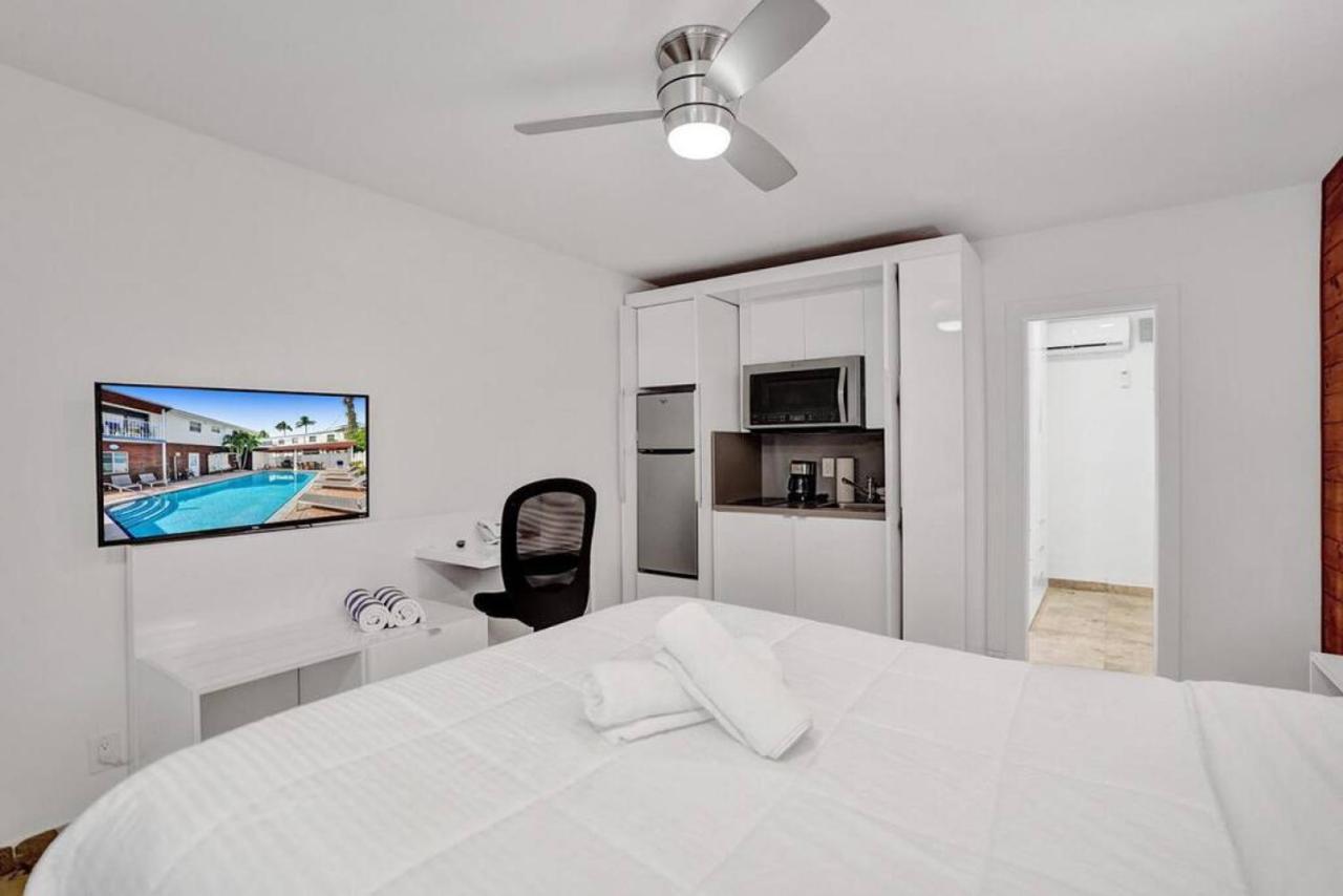 פומפנו ביץ' Waves Beach Town Cozy Studio Apartment מראה חיצוני תמונה